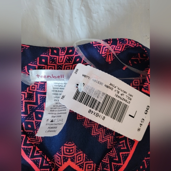 NEW TeenBell Pink and Dark Blue Patterned Blouse, Size Large - Picture 3 of 3